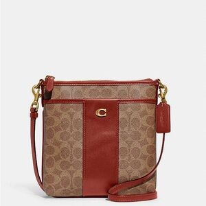 Kitt Messenger Crossbody Bag In Colorblock Signature Canvas